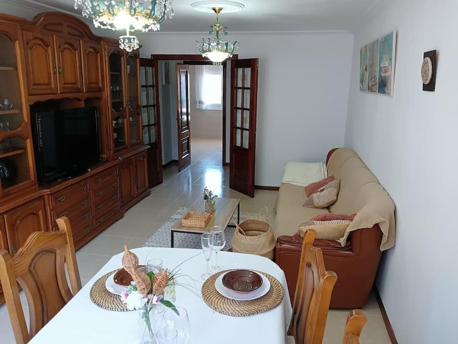 Piso A Capela Con Vistas Al Mar Apartment Finisterre Bagian luar foto